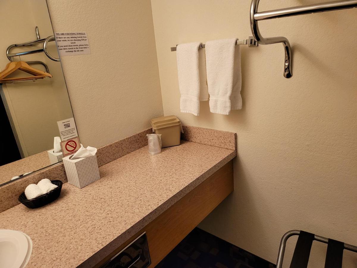 Morningglory Inn & Suites Bellingham Buitenkant foto